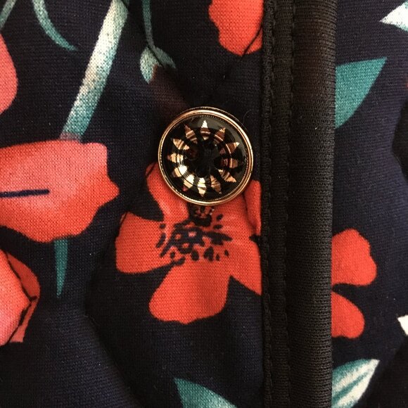 Korean Fashion Quilted Cozy Short Sleeve Top Floral Navy Blue Red Womens M/L - Picture 5 of 12